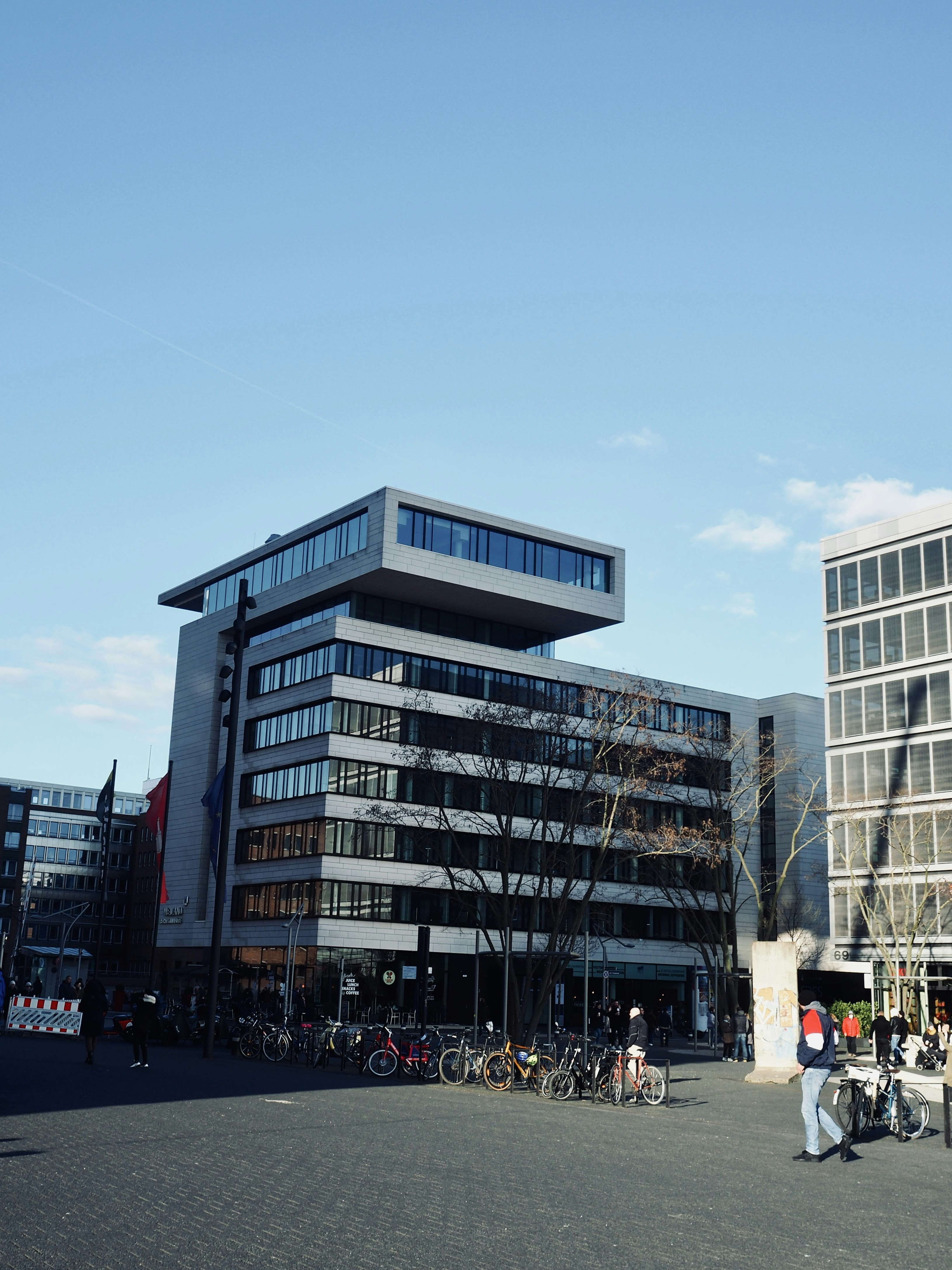 a building with many windows
